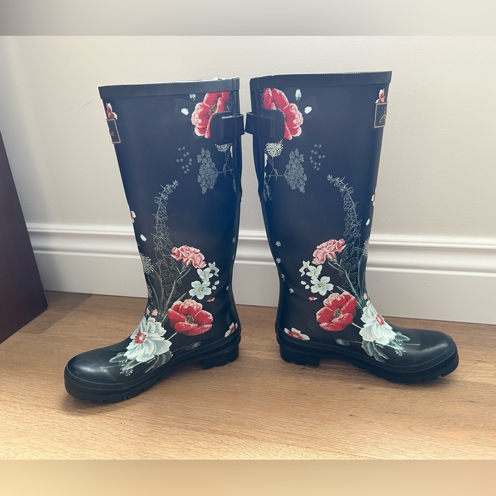 Joules Black Floral Women's Winter Rain Boots - Picture 5 of 10